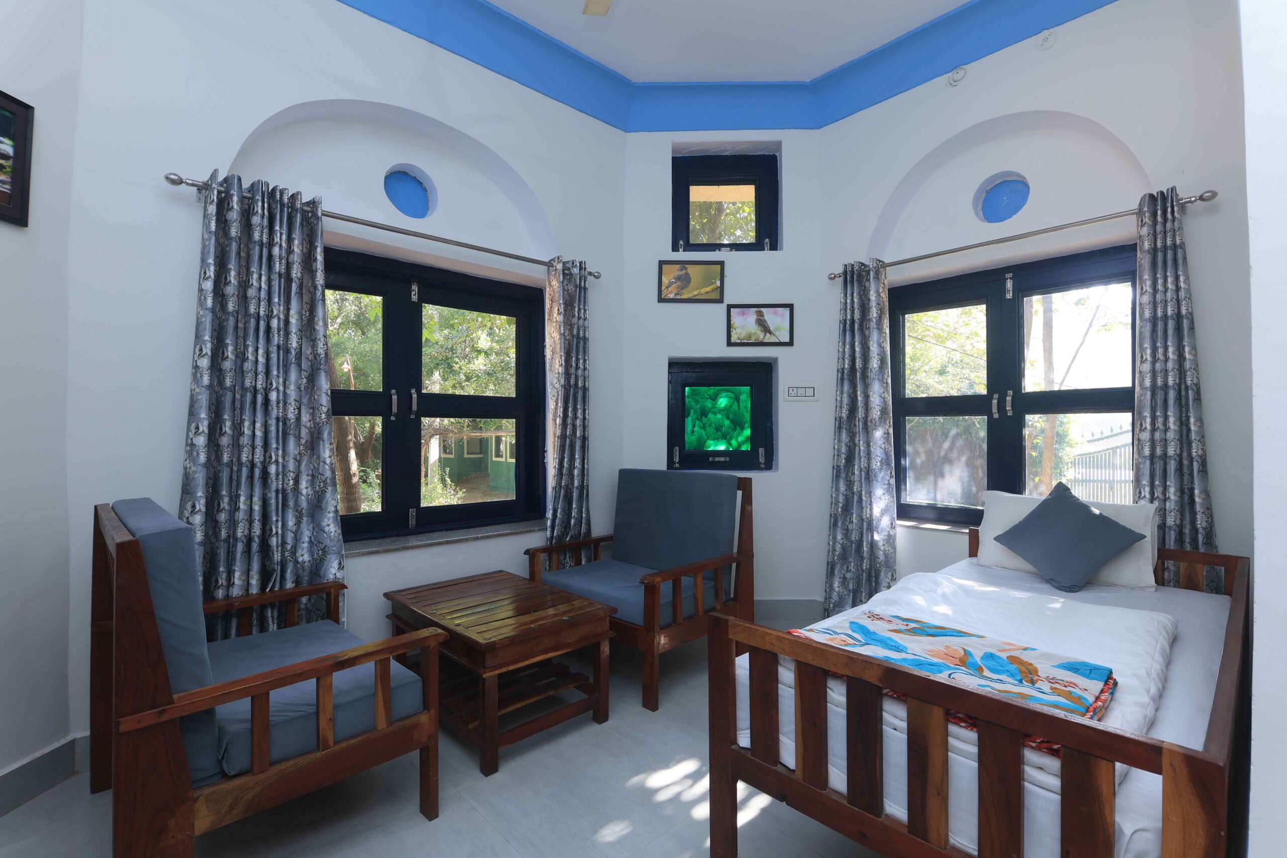 Suite Room
